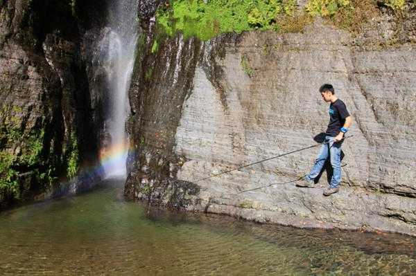 瀑布口钓鱼怎么样，瀑布下面钓鱼？-图1