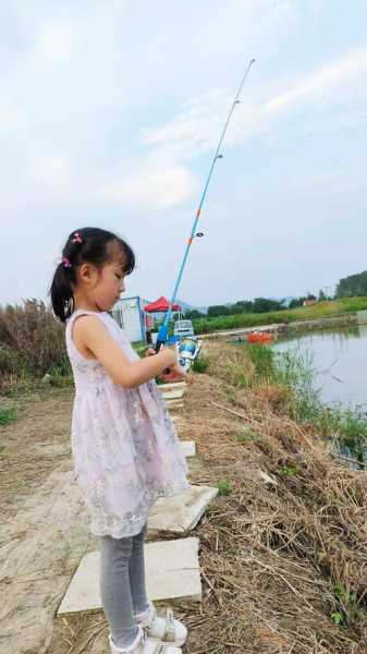 小童直播钓鱼怎么样，小孩钓鱼视频-图2