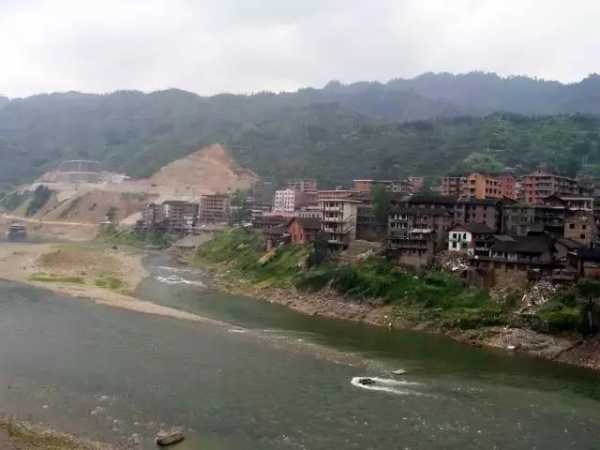 剑河下雨钓鱼怎么样，剑河钓棚电话-图1