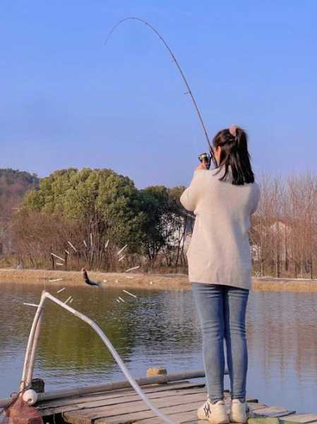 钓鱼女生卖货怎么样，钓鱼的女生是怎么样的？-图2